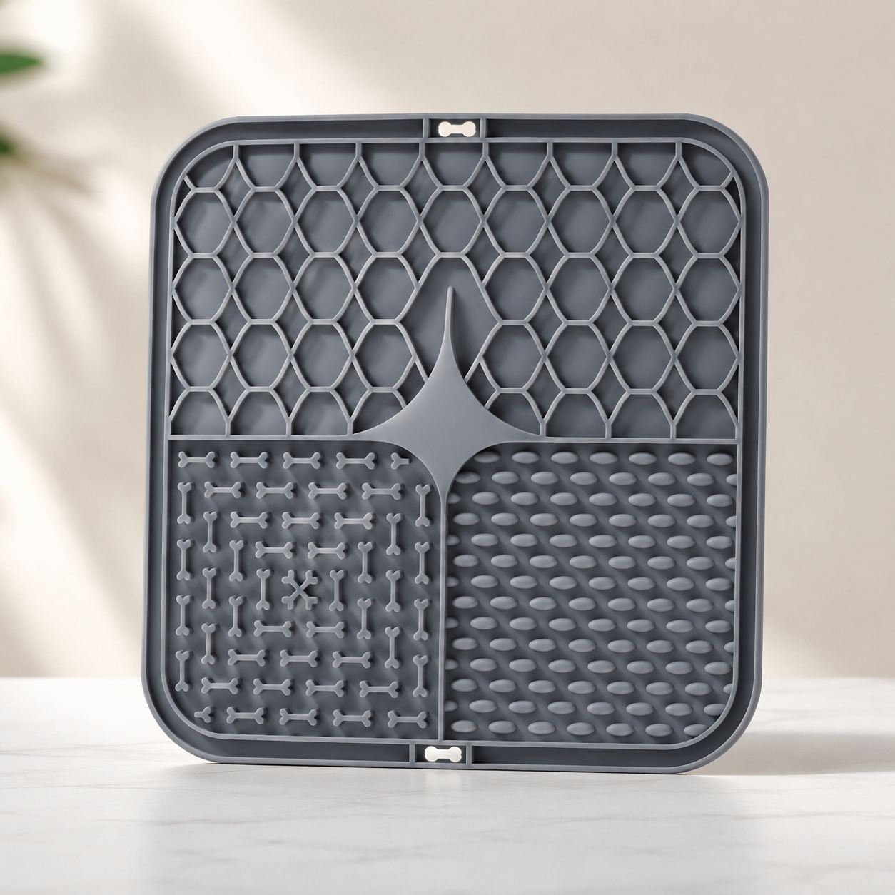 Calming Lick Mat for Grooming & Bath Time